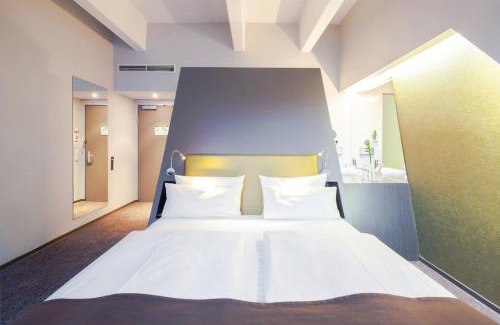 Halensee Hotel | Explore Aspria Berlin Ku'damm: 4-Star Retreat with Spa