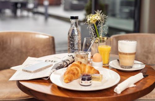Suedstadt Hotel | Relax at Aspria Hannover: 4-Star Retreat with Ocean Views