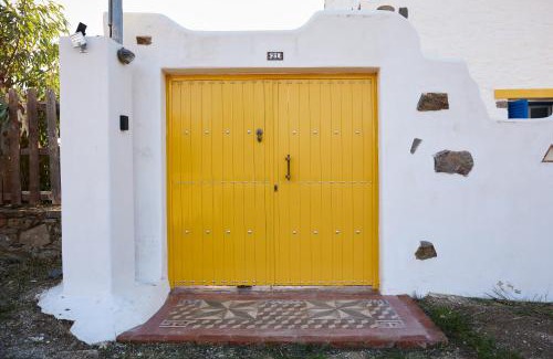 Volissos House | Family-Friendly Aspros Pyrgos with 9.3/10 Guest Rating