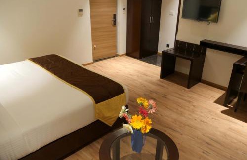 Hosur Hotel | Discover ASR Parklane: Family-Friendly with Breakfast Included