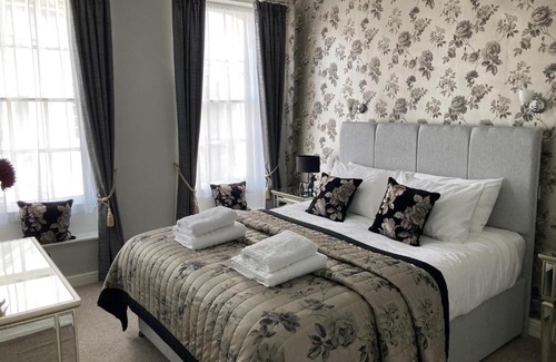 Ludwel Apartment | Discover Assembly View: A 4-Star Guest Favorite