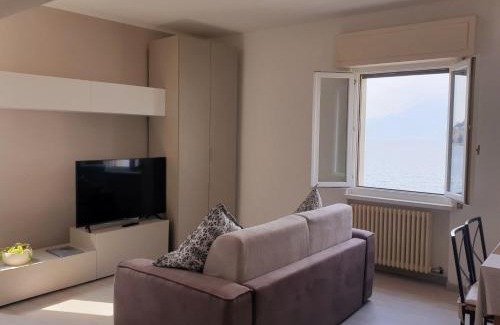 Assenza Apartment | Scenic Assenza Lake Front Apartment with Ocean View