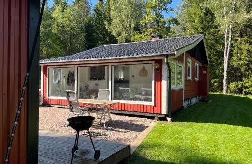 Overlida House | Pet-Friendly Asserbostugan: Guest Rated 9.2/10 Retreat