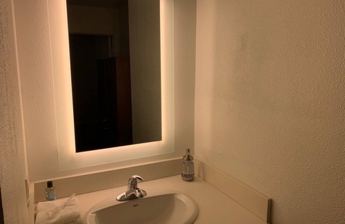 Old Town Hotel | Exceptional Accessible Studio with Kitchen near Old Town