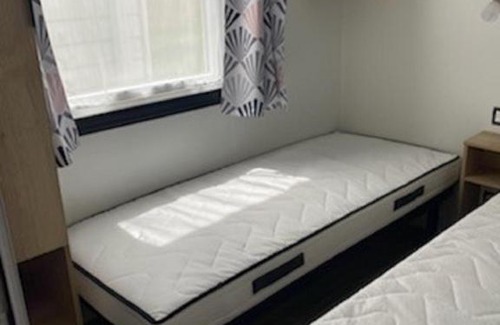 Coulanges Other | Family-Friendly Assist' Mobil Home with Pool & High Ratings
