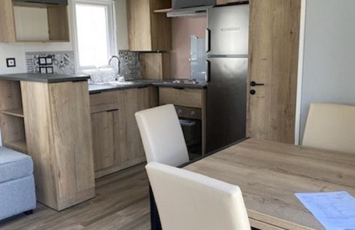 Coulanges Other | Family-Friendly Assist' Mobil Home with Pool & High Ratings