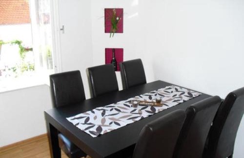 Miltenberg Apartment | Family-Friendly Retreat at Assmanns Ferienwohnungen Ost