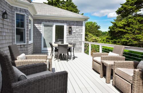 East Orleans House | Family-Friendly Getaway Near Association Beach