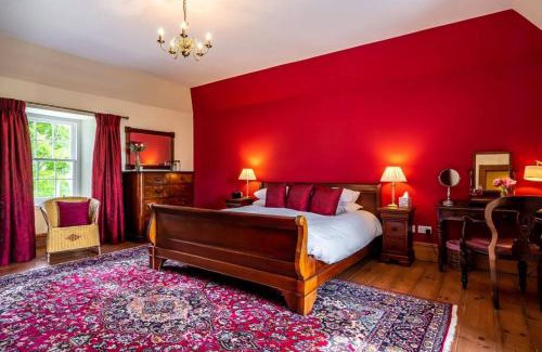 Evanton Villa | Exclusive 5-Star Getaway at Assynt House for Families