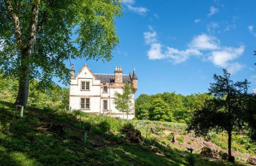 Evanton Villa | Exclusive 5-Star Getaway at Assynt House for Families