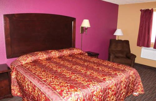 Stillwater Hotel | Pet-Friendly Comfort at Coratel Inn & Suites Stillwater