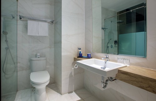 Tasikmalaya Hotel | Discover ASTON Inn Tasikmalaya: Rated 9/10 with Pool & Dining