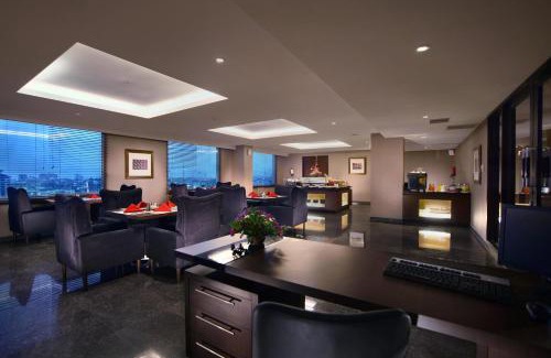 Makassar Hotel | Discover ASTON Makassar Hotel & Convention Center Today