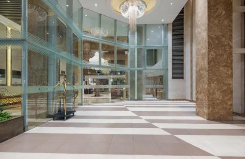 Laweyan Hotel | Discover ASTON Solo Hotel: A 4-Star Gem with Pool Access