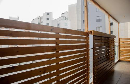 Santa Cruz Apartment | Ocean View 2BR - Family-Friendly Retreat Awaits You
