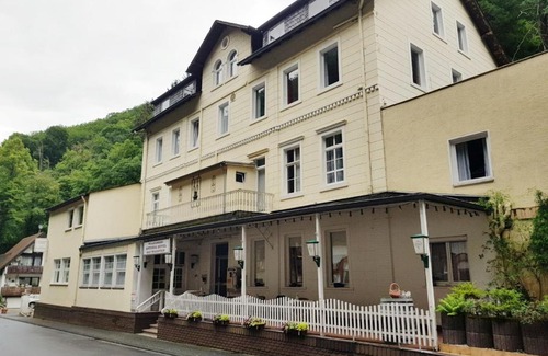 Trarbach Hotel | Discover Astoria Hotel Bad Wildstein: Family & Pet Friendly