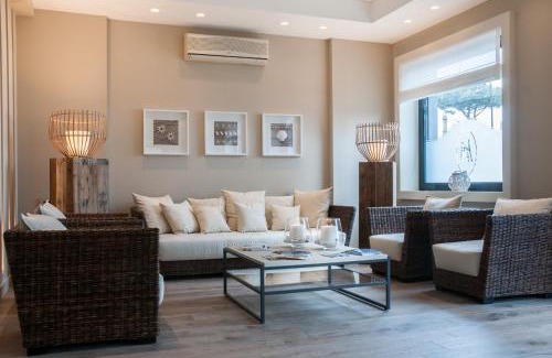 Vico Equense Hotel | Astoria Hotel: Family-Friendly Stay with Breakfast Included