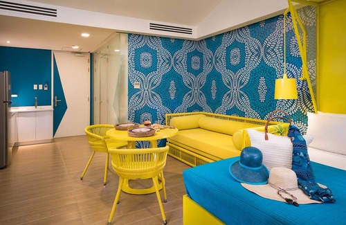 Puerto Princesa Resort | Discover Astoria Palawan: 4-Star Comfort with Pool & Spa