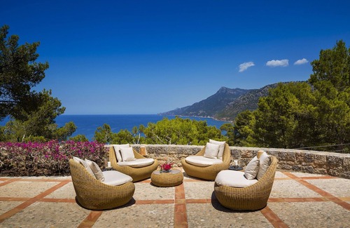 Banyalbufar Villa | Inviting Mallorca Villa with Private Heated Pool & Spa