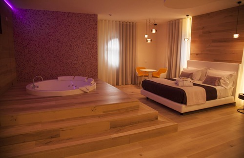 Altavilla Silentina Hotel | Relax at Astrea Wellness & Spa with Pool and Spa Services