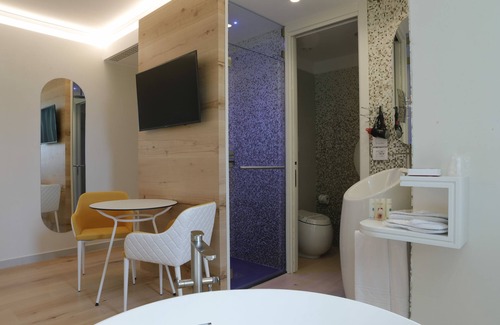 Altavilla Silentina Hotel | Relax at Astrea Wellness & Spa with Pool and Spa Services