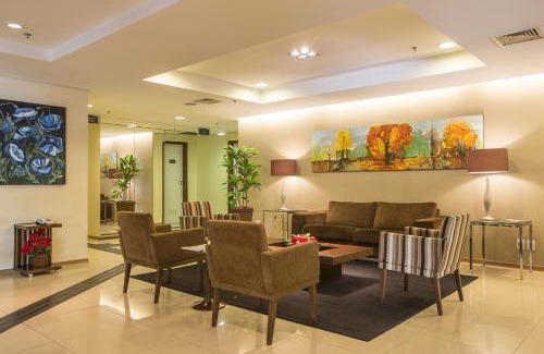 Vila Sao Francisco Hotel | Discover Astron Hotel Bauru: Pet-Friendly & Pool Access