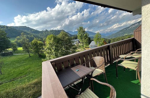 Bad Goisern Apartment | Scenic Apartment in the Upper Austrian Alps with Spa & Views