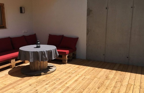 Bad Goisern Apartment | Accessible Holiday Apartment with Breathtaking Mountain Views