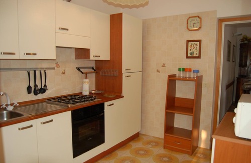Marina di Campo Apartment | Relaxation Awaits at Casa di Livia – Rated 9.6/10!