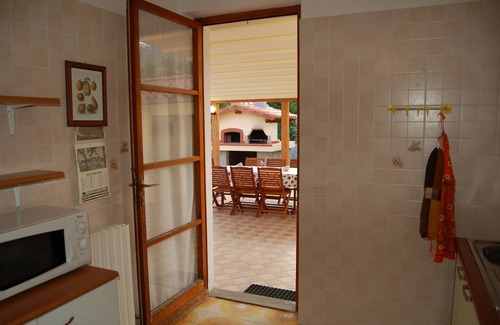 Marina di Campo Apartment | Relaxation Awaits at Casa di Livia – Rated 9.6/10!