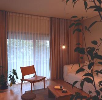 Downtown House | Oceanfront Getaway at Corner Resort & Garden