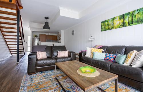 Margaret River Apartment | Relax at Forest Stay: Child-Friendly Retreat with 9.6 Rating