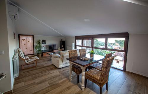 Torre de Don Miguel Apartment | Inviting Stay at la Abuela Antonia-El Gurugú - Family Friendly