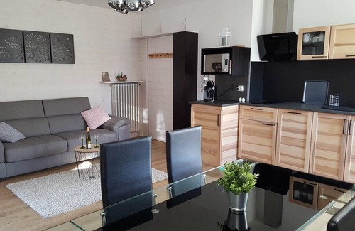 Horbourg-Wihr House | Discover Little Happiness: Family-Friendly Retreat Near Colmar