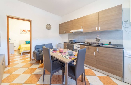 Pablo Apartment | Relax at Luca's House: Central Stay with Parking & Kitchen