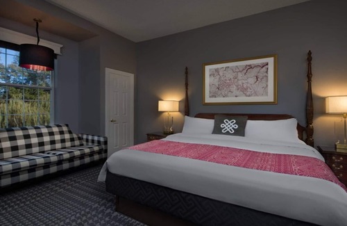 Williamsburg Resort | at Marriott's Manor Club at Ford's Colony Studio