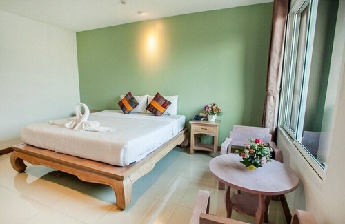 Chiang Mai Hotel | Relaxing Stay at Ruam Chok with Family-Friendly Amenities