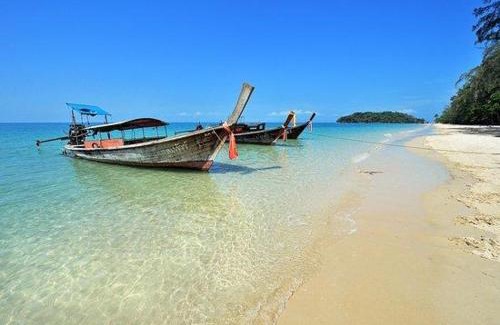 Nong Thale Apartment | Family-Friendly 4-Star Oceanfront Retreat at Seacondo