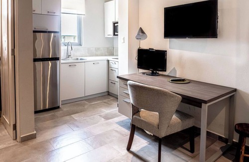 Puerta de Tierra Apartment | At The Center of it All, Casa Terra Porto #1