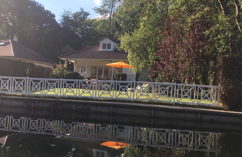 Montigny-sur-Loing House | Unwind by the Loing: Spa Retreat Near Fontainebleau