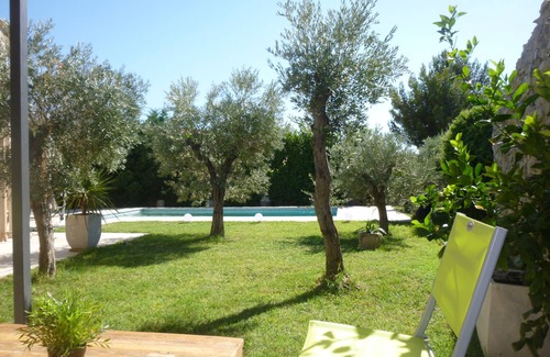 Aureille House | Unforgettable Stay at the Foot of Alpilles Mountains