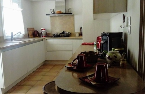 Robion House | Serene Retreat in the Luberon with Pool and Spa Access