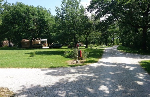 Belleserre RV Rental | Tranquil Getaway at Domaine by Montagne Noire