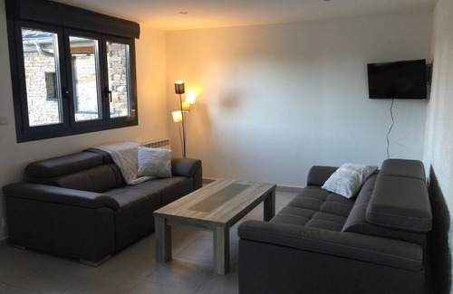 Les Angles Apartment | Cozy Slopeside Apartment for Families with Great Amenities