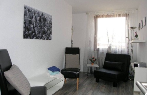 Mittelnkirchen Apartment | Discover Relaxation by the Ocean in Hamburg's Old Country