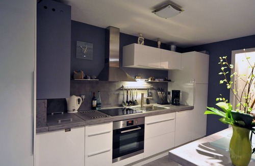 Cran-Gevrier Apartment | Discover Magic Moments Apart: 4-Star Annecy Retreat