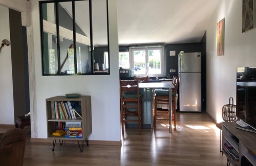 Lagorce House | Serene Getaway at Ferme de Queyron with Spa & Ocean Views