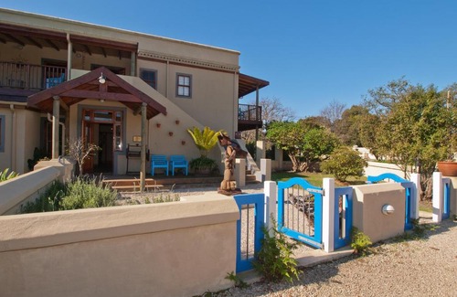 Storms River House | Relax and Unwind at the Woods Guest House with Ocean Views