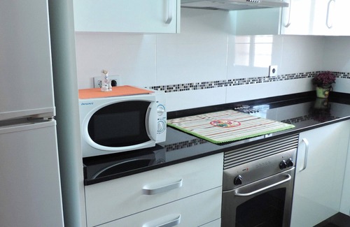 Creixell Apartment | Cozy Apartment Creixell with Pool and Spa for 4 Guests