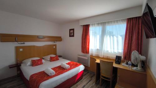 Annemasse Hotel | Atalante: Pet-Friendly Retreat with Breakfast Included